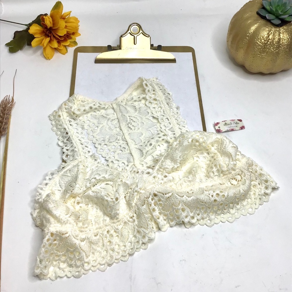 ALTAR’D STATE | Lace Racerback Bralette Ivory - Picture 9 of 16
